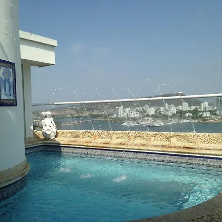 Hostel Penthouse Rocks Cartagena